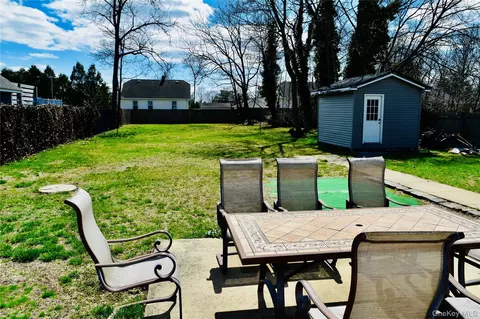 Exterior - 32 Pearl St, Patchogue, NY 11772 photo 9 of 13