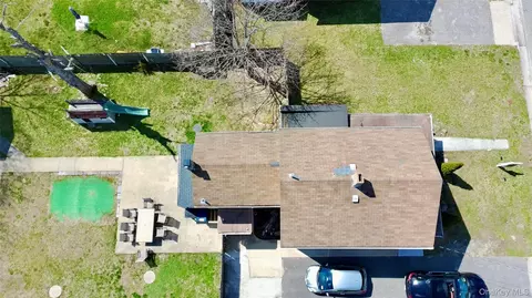 View/Area - 32 Pearl St, Patchogue, NY 11772 photo 2 of 4