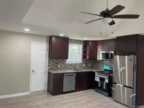 Entry Way - 54 Ash St, Central Islip, NY 11722 photo 1 of 3
