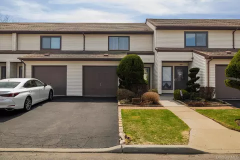 100 Daly Blvd #2005, Oceanside, NY 11572