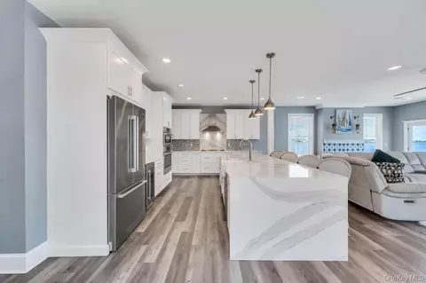 Kitchen - 15 E Shore Dr, Babylon, NY 11702 photo 1 of 3