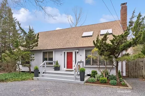 16 Argyle Ln, East Hampton, NY 11937