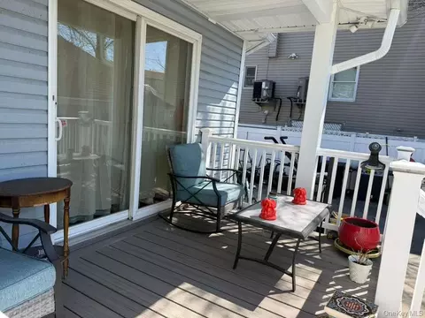 Exterior - 7 Meyer Ave, Lawrence, NY 11559 photo 9 of 16