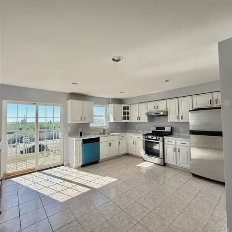 96-18 Shore Front Pkwy, Rockaway Beach, NY 11693