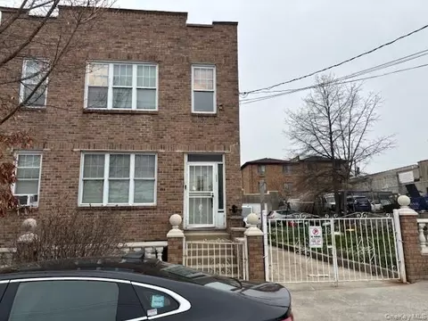 3243 Tenbroeck Ave, New York, NY 10469