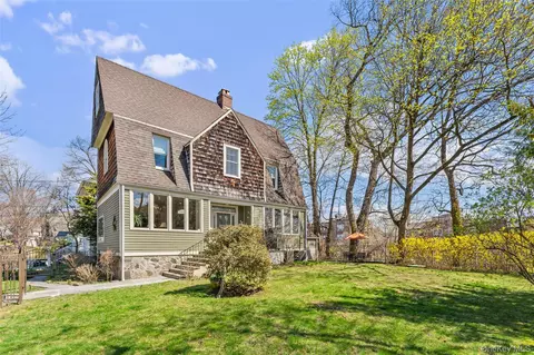 25 Merriam Ave, Yonkers, NY 10708