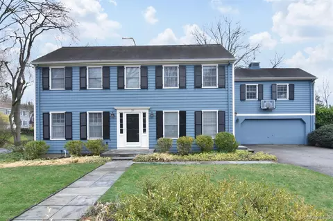 30 Minturn St, Greenburgh, NY 10706