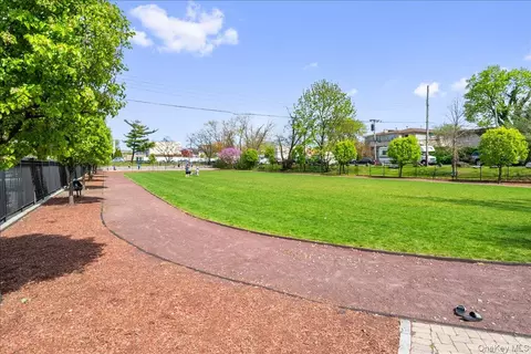 22 Edgewater Park # B, New York, NY 10465 photo 13