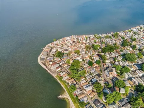 22 Edgewater Park # B, New York, NY 10465 photo 14