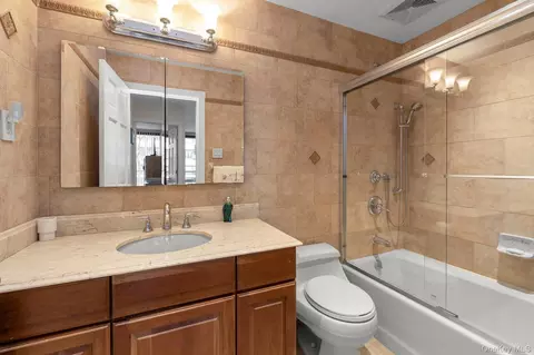 Bath - 162-11 9th Ave #2D, Beechhurst, NY 11357 photo 1 of 1