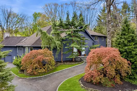 13 Zeck Ct, Ramapo, NY 10901