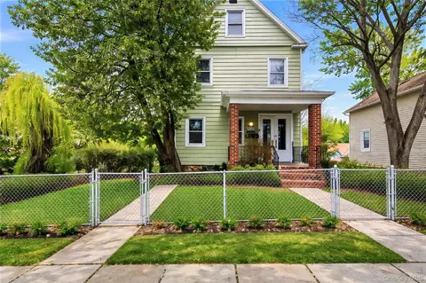 34 S High St, Mount Vernon, NY 10550