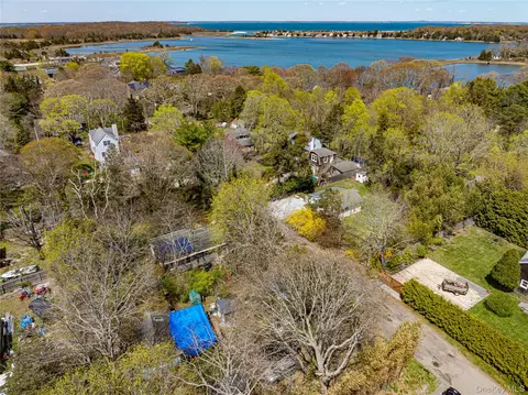 33 Locust Ave #33 & 29, Southampton, NY 11968