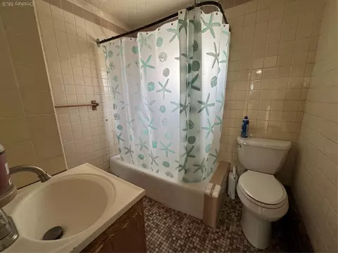 Bath - 540 N James St, Peekskill, NY 10566 photo 2 of 2
