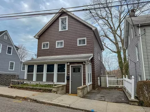 Exterior - 540 N James St, Peekskill, NY 10566 photo 4 of 7