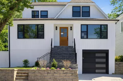 8 Hunt Ave, Yonkers, NY 10710