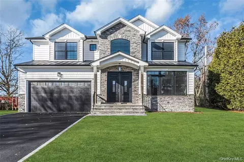 2000 Wilson Ave, North Bellmore, NY 11710