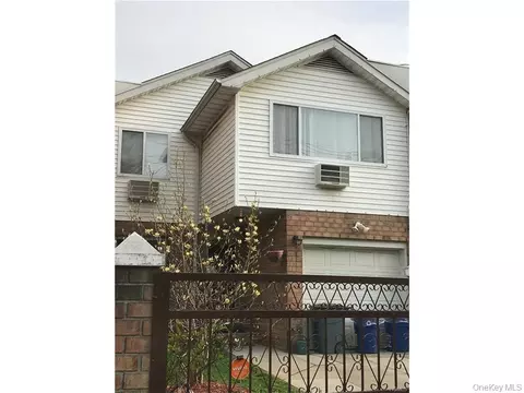 2226 Norton Ave, New York, NY 10473