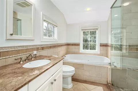Bath - 52 Intervale Pl, Rye, NY 10580 photo 3 of 3
