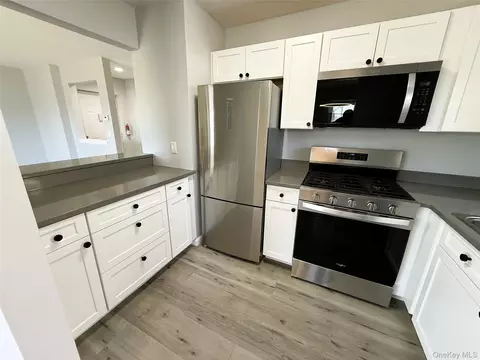 25 Lexington Hl #8, Monroe, NY 10926