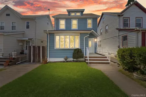 34-26 209th St, New York, NY 11361