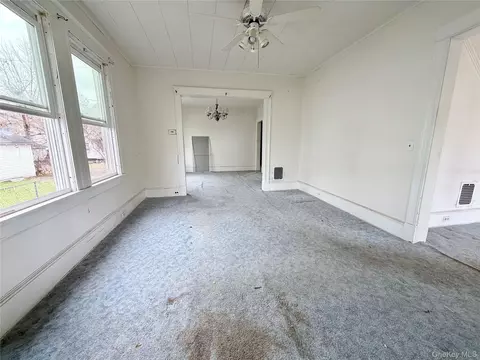 Living - 9 Edgar St, Poughkeepsie, NY 12603 photo 4 of 5