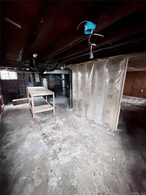 Entry Way - 9 Edgar St, Poughkeepsie, NY 12603 photo 4 of 4