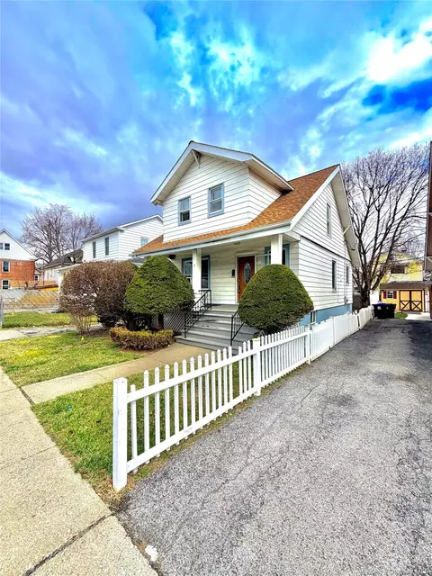 Exterior - 9 Edgar St, Poughkeepsie, NY 12603 photo 3 of 6