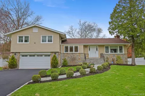 24 Aspen Rd, New Rochelle, NY 10804