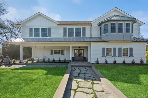 315 Hewlett Neck Rd, Woodmere, NY 11598