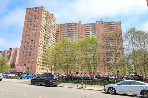 464 Neptune Ave #23F, Brooklyn, NY 11224