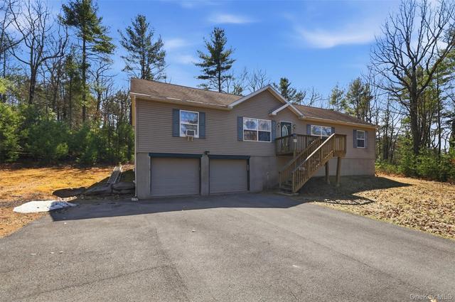 66 Collins Rd, Highland, NY 12732 | 44 Photos - Movoto
