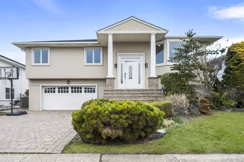 1328 Park St, Atlantic Beach, NY 11509