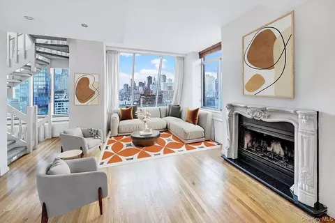 343 E 74th St #34PHD, New York, NY 10021