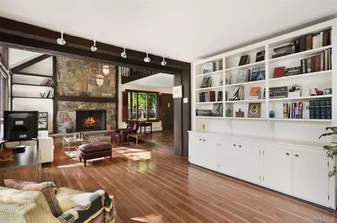 Living - 334 Pine Brook Rd, Pound Ridge, NY 11961 photo 3 of 3