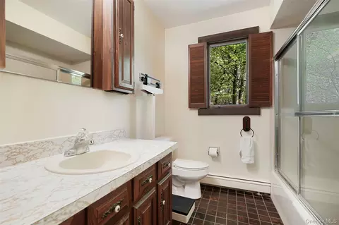 Bath - 334 Pine Brook Rd, Pound Ridge, NY 11961 photo 1 of 2