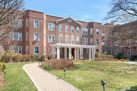 101 Old Mamaroneck Rd #2C5, White Plains, NY 10605