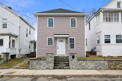 307 Tower Ave, Maybrook, NY 12543