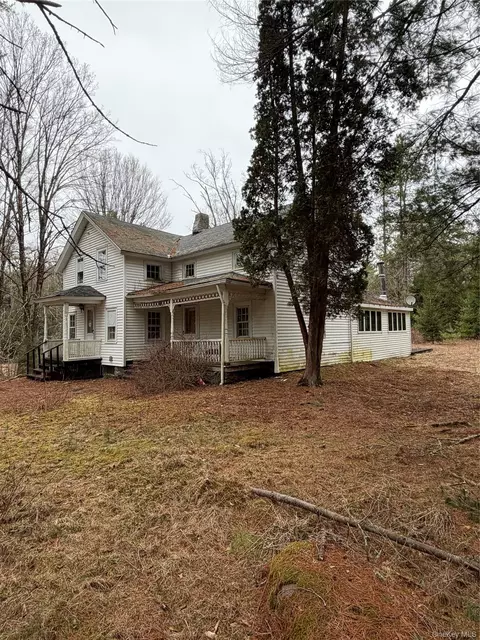 378 Gregory Rd, Thompson, NY 12701