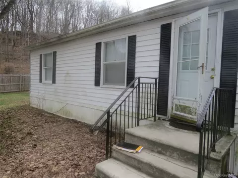 621 Sheafe Rd # 61, Poughkeepsie, NY 12601