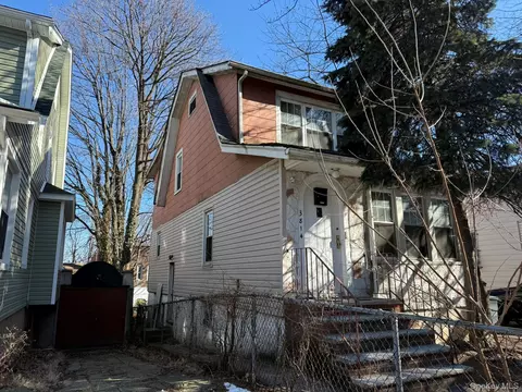 3814 Secor Ave, New York, NY 10466