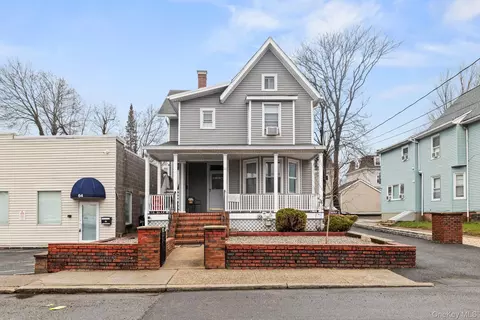 60 W Catherine St, Orangetown, NY 10960