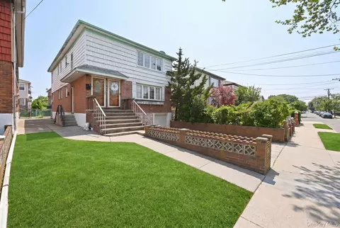 253-10 148th Dr, New York, NY 11422