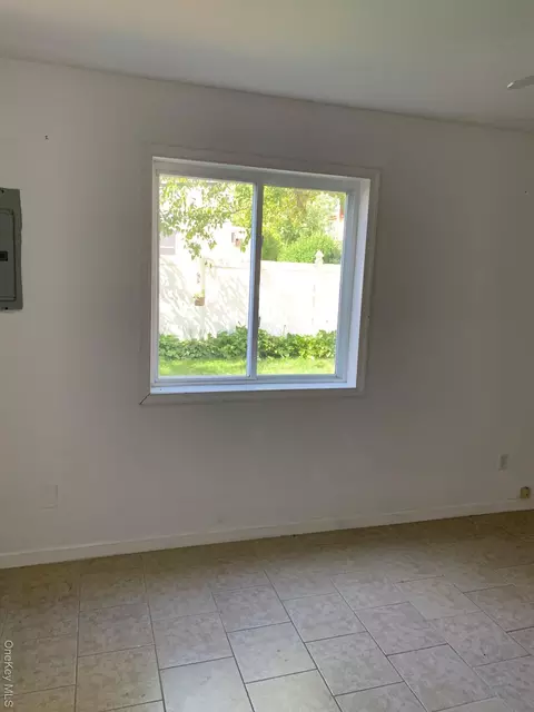 265 E Pine St, Long Beach, NY 11561 photo 9