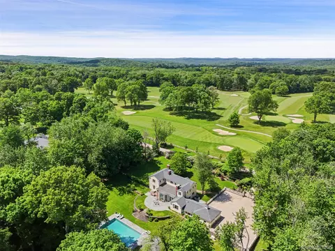 122 E Ridge Rd, Lewisboro, NY 10597