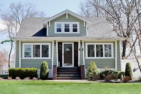 385 Kings Hwy, Clarkstown, NY 10989