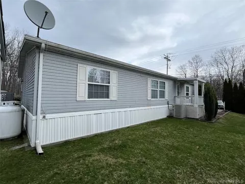 4 Scribo Ln, Wappinger, NY 12590 photo 7