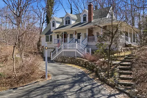 45 Eastwood Rd, Miller Place, NY 11764