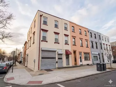 126-01 18th Ave, College Point, NY 11356