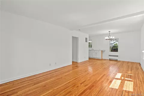 Living - 2 Peck Ave #27 A, Rye, NY 10580 photo 3 of 3